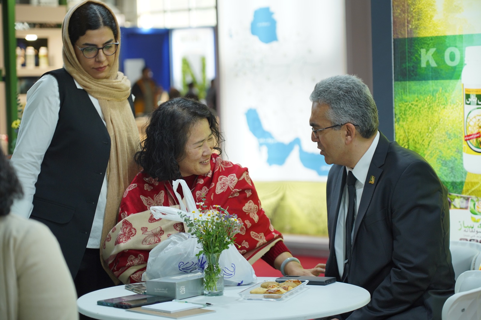 تصویر 10 از 12