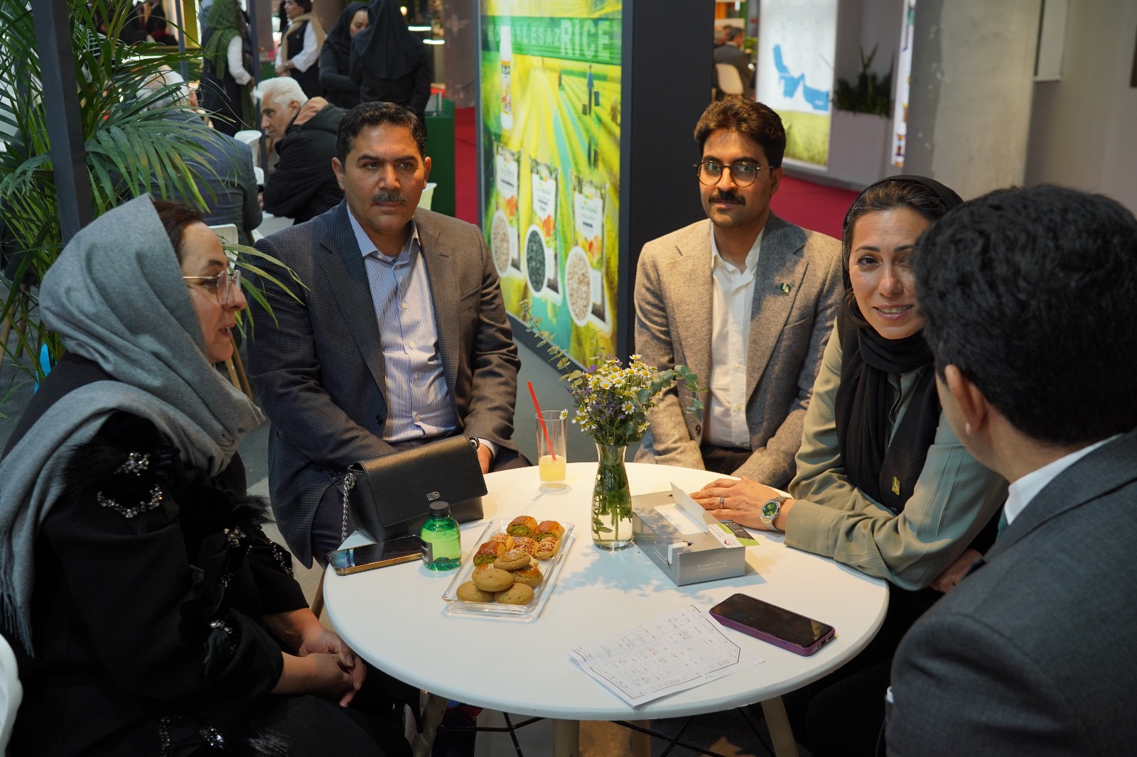 تصویر 11 از 12