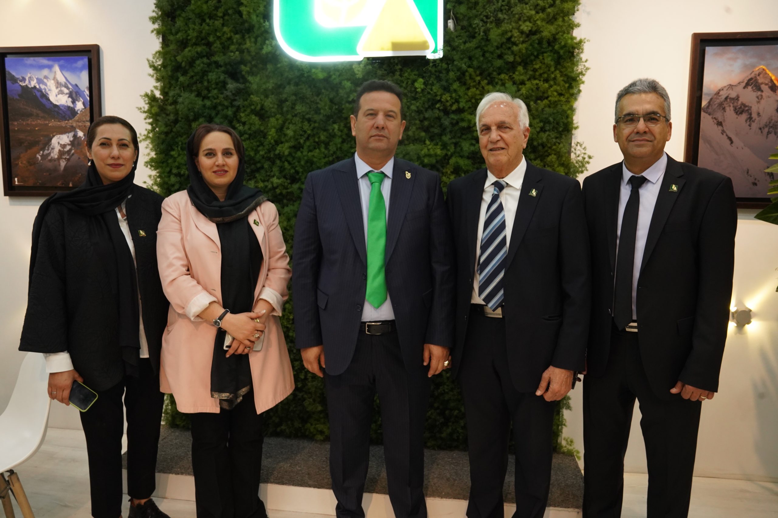 تصویر 17 از 19