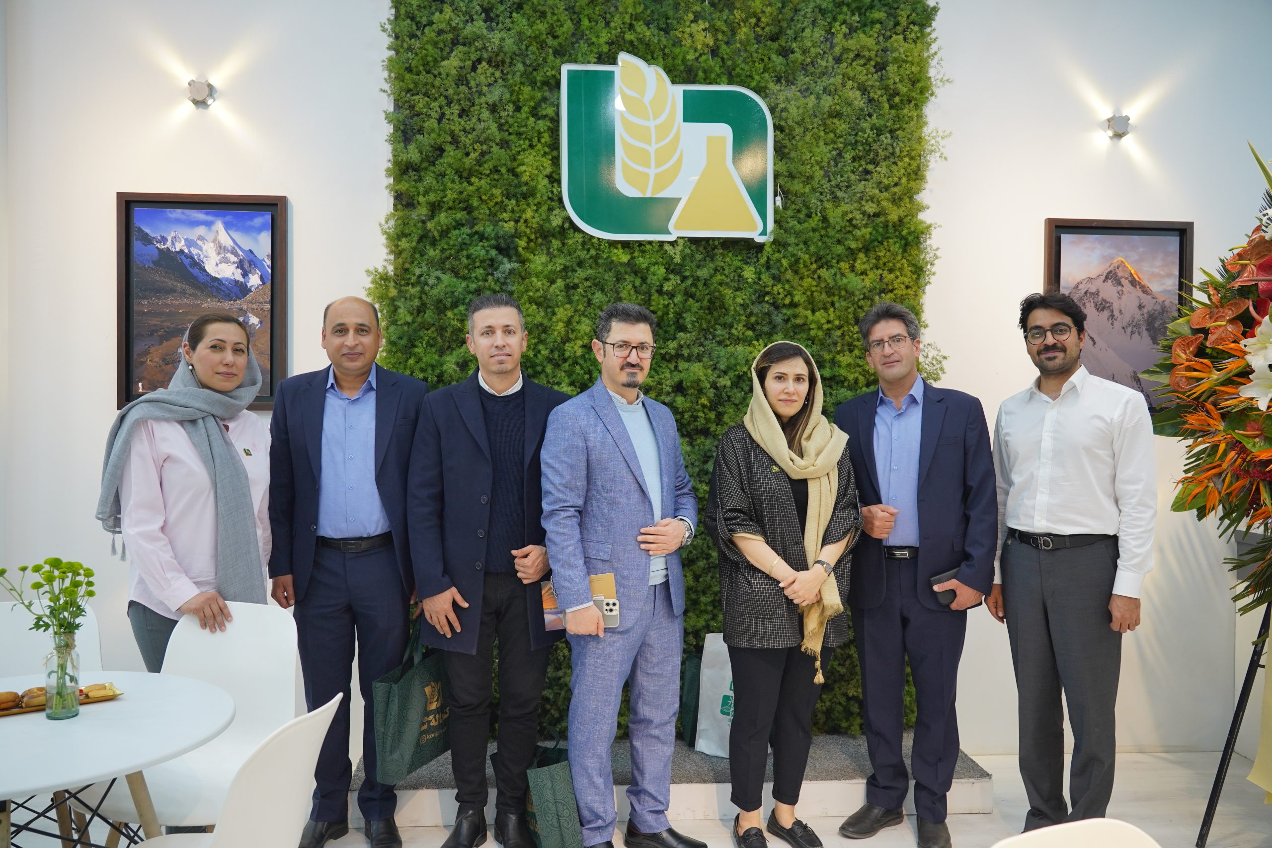 تصویر 14 از 19